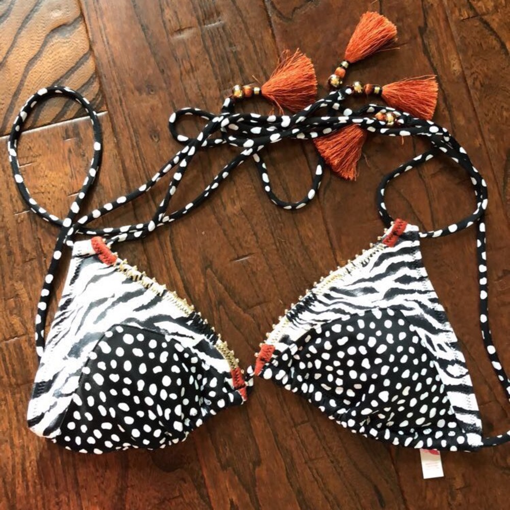 Victoria’s secret swim top size MM